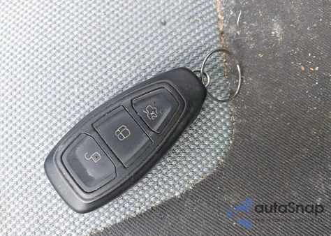 2017 Ford Focus St from USA, damaged, VIN 1FADP3L97HL301549